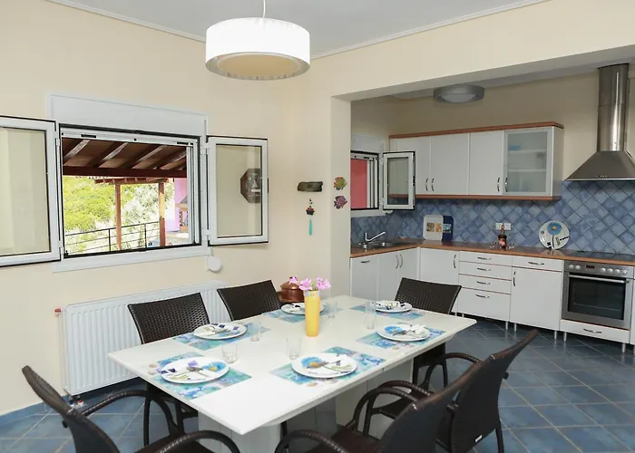 וילה Anemoessa *